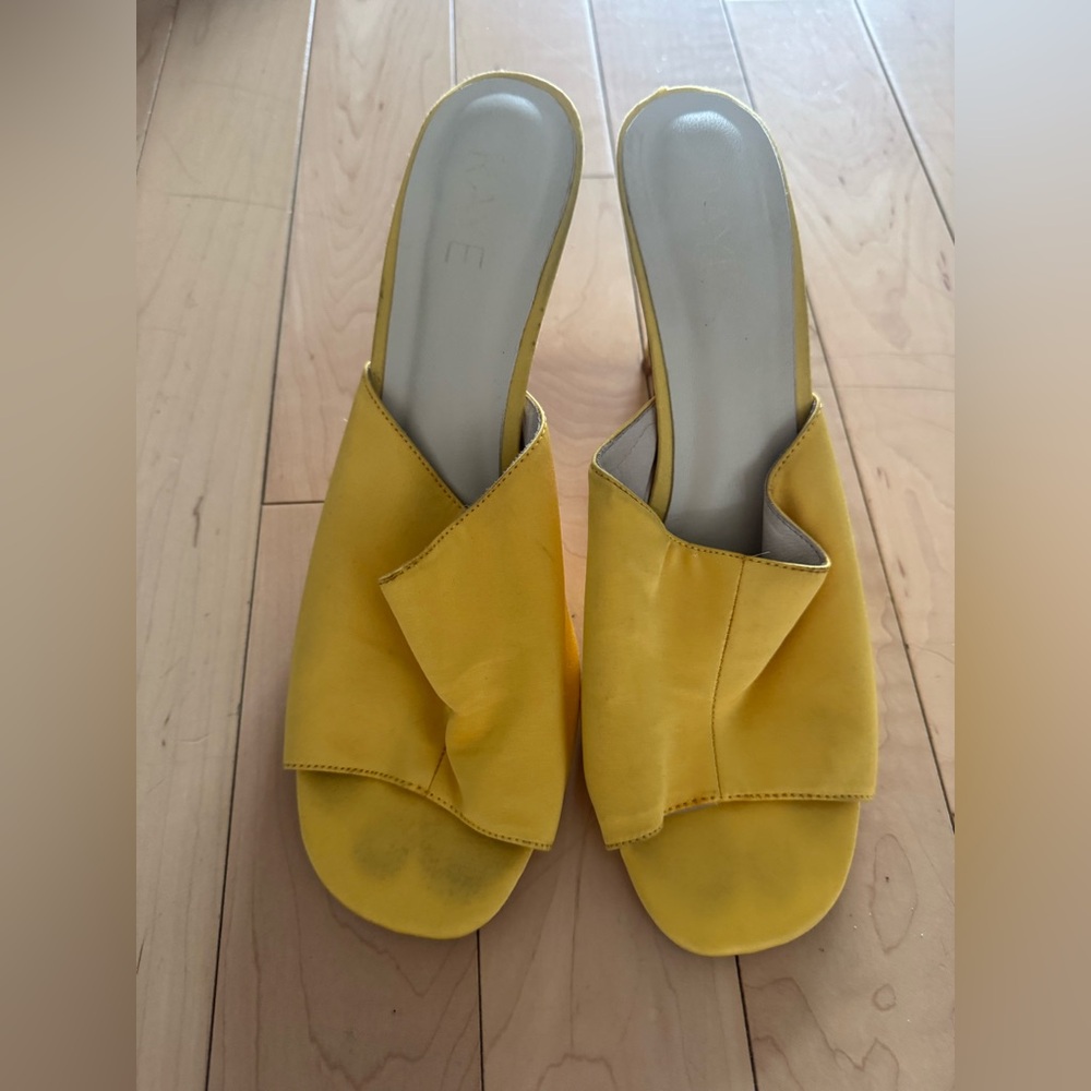 Yellow heeled mules size 10